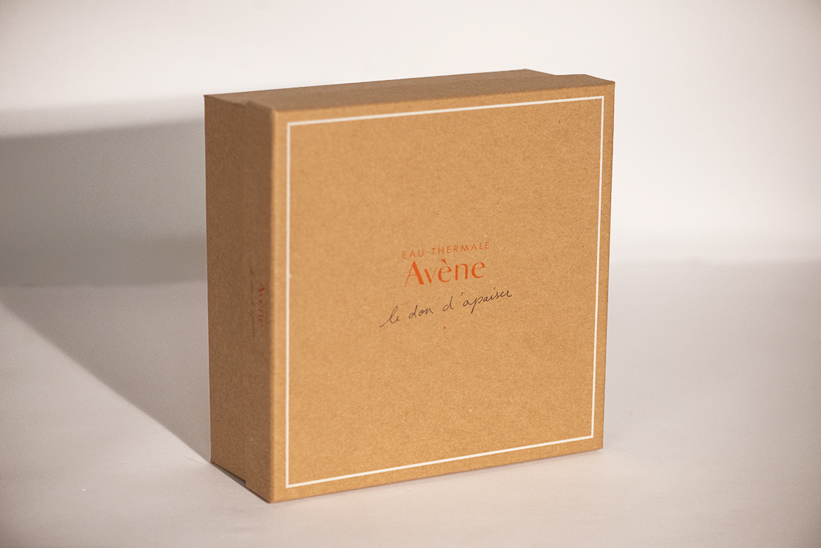 avene-coffret-rigide